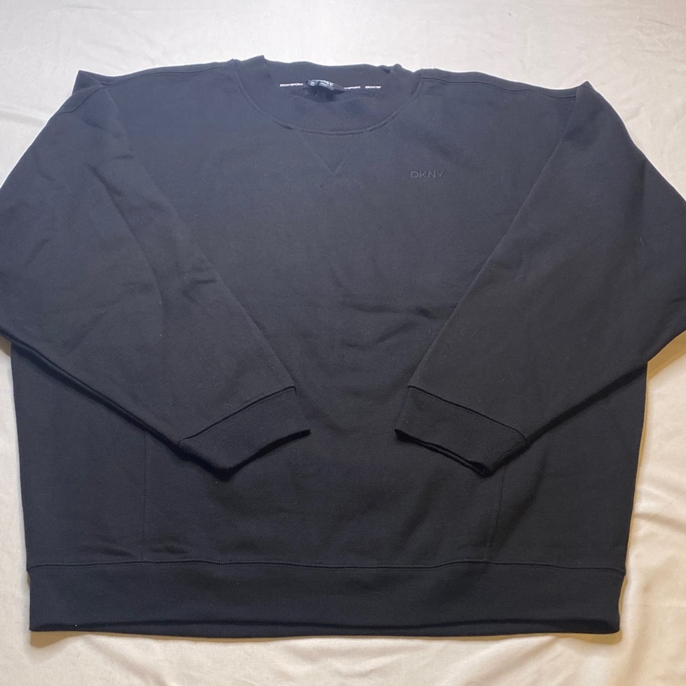 DKNY Women’s‎ Black Crewneck Sweater